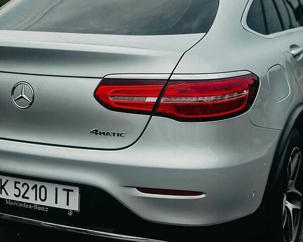 Сірий Мерседес GLC-Class Coupe, об'ємом двигуна 2.14 л та пробігом 106 тис. км за 39500 $, фото 10 на Automoto.ua