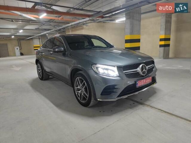 Серый Мерседес GLC-Class Coupe, объемом двигателя 2.99 л и пробегом 124 тыс. км за 45900 $, фото 2 на Automoto.ua