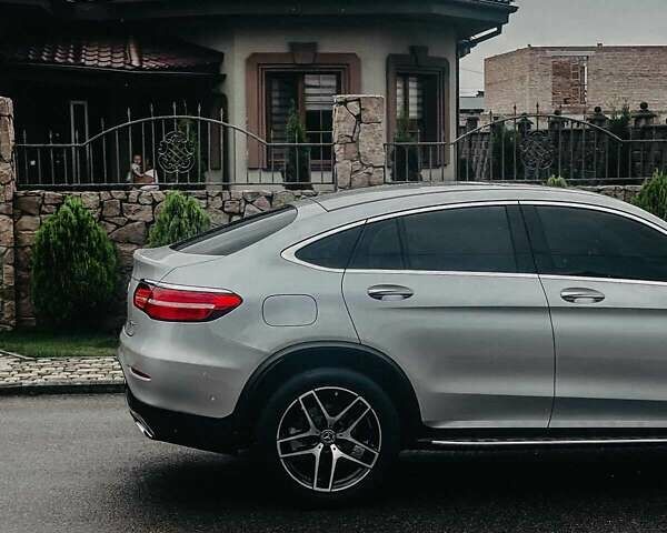 Сірий Мерседес GLC-Class Coupe, об'ємом двигуна 2.14 л та пробігом 106 тис. км за 39500 $, фото 13 на Automoto.ua