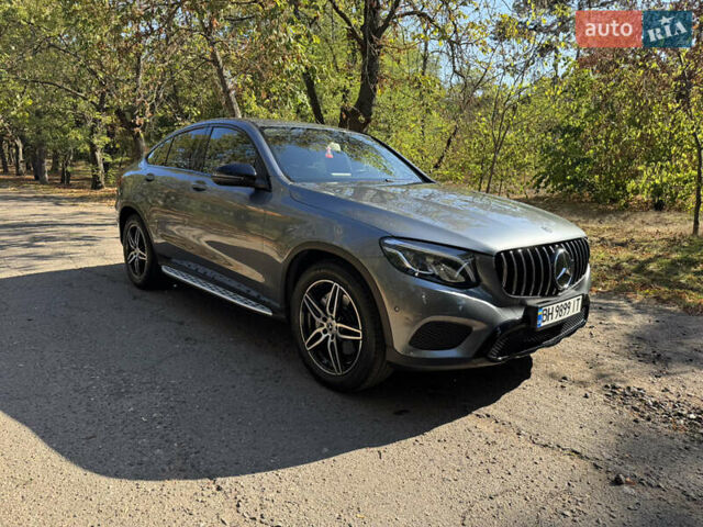 Серый Мерседес GLC-Class Coupe, объемом двигателя 2 л и пробегом 105 тыс. км за 35000 $, фото 9 на Automoto.ua