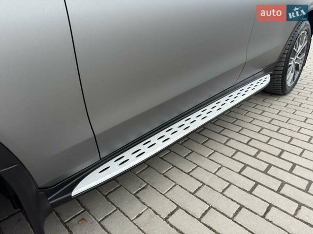 Серый Мерседес GLC-Class Coupe, объемом двигателя 2.2 л и пробегом 260 тыс. км за 34777 $, фото 13 на Automoto.ua