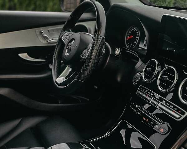 Сірий Мерседес GLC-Class Coupe, об'ємом двигуна 2.14 л та пробігом 106 тис. км за 39500 $, фото 27 на Automoto.ua