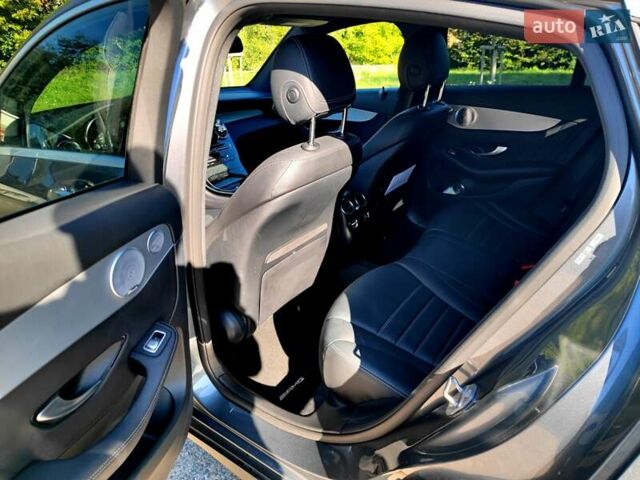 Серый Мерседес GLC-Class Coupe, объемом двигателя 2.99 л и пробегом 125 тыс. км за 44500 $, фото 13 на Automoto.ua