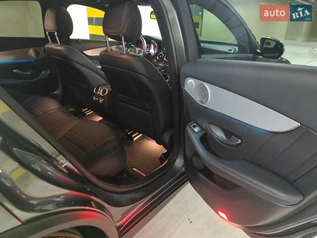 Серый Мерседес GLC-Class Coupe, объемом двигателя 2.99 л и пробегом 124 тыс. км за 45900 $, фото 24 на Automoto.ua