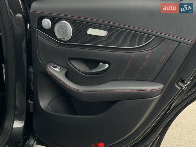 Серый Мерседес GLC-Class Coupe, объемом двигателя 3 л и пробегом 10 тыс. км за 69999 $, фото 37 на Automoto.ua