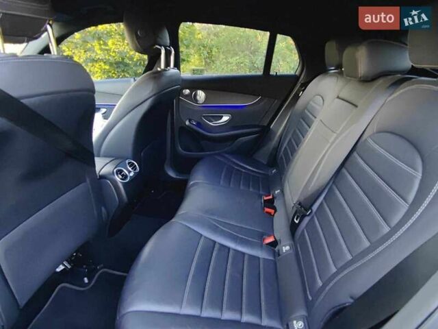 Серый Мерседес GLC-Class Coupe, объемом двигателя 3 л и пробегом 157 тыс. км за 44444 $, фото 1 на Automoto.ua