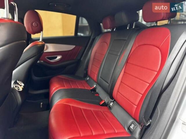 Сірий Мерседес GLC-Class Coupe, об'ємом двигуна 1.99 л та пробігом 97 тис. км за 45200 $, фото 72 на Automoto.ua