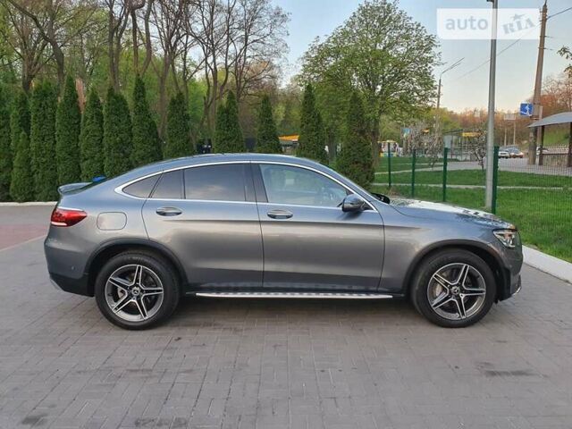 Сірий Мерседес GLC-Class Coupe, об'ємом двигуна 2.93 л та пробігом 41 тис. км за 59999 $, фото 17 на Automoto.ua