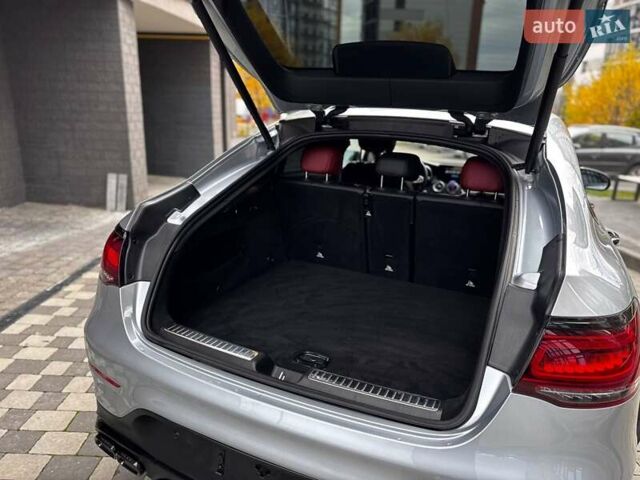Сірий Мерседес GLC-Class Coupe, об'ємом двигуна 1.99 л та пробігом 97 тис. км за 45200 $, фото 108 на Automoto.ua