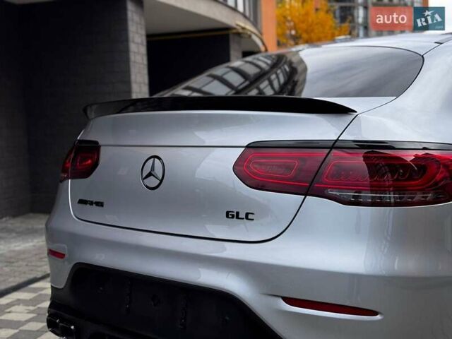 Сірий Мерседес GLC-Class Coupe, об'ємом двигуна 1.99 л та пробігом 97 тис. км за 45200 $, фото 50 на Automoto.ua