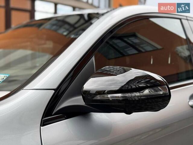 Сірий Мерседес GLC-Class Coupe, об'ємом двигуна 1.99 л та пробігом 97 тис. км за 45200 $, фото 23 на Automoto.ua