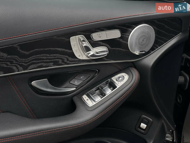 Серый Мерседес GLC-Class Coupe, объемом двигателя 3 л и пробегом 10 тыс. км за 69999 $, фото 24 на Automoto.ua