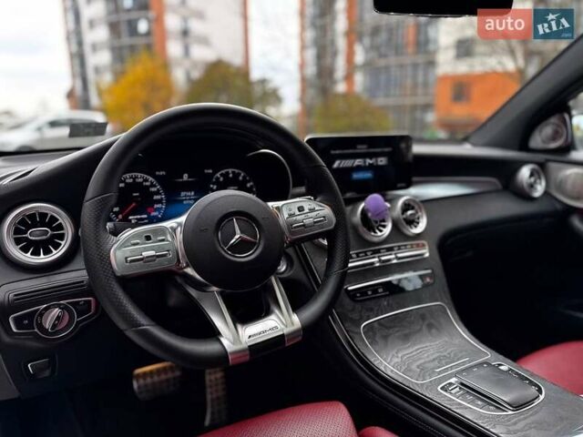 Сірий Мерседес GLC-Class Coupe, об'ємом двигуна 1.99 л та пробігом 97 тис. км за 45200 $, фото 73 на Automoto.ua