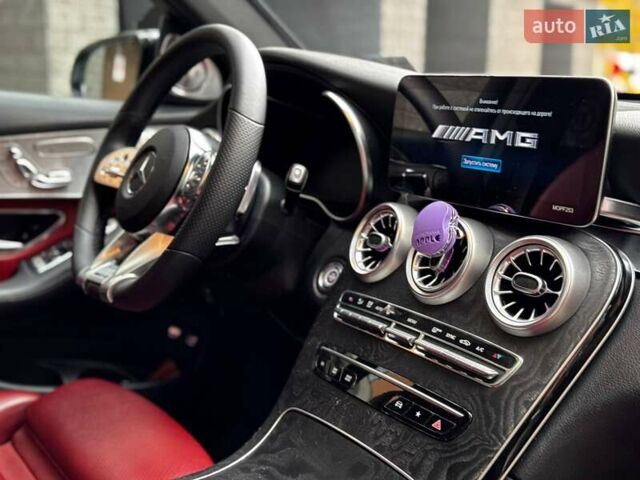 Сірий Мерседес GLC-Class Coupe, об'ємом двигуна 1.99 л та пробігом 97 тис. км за 45200 $, фото 92 на Automoto.ua