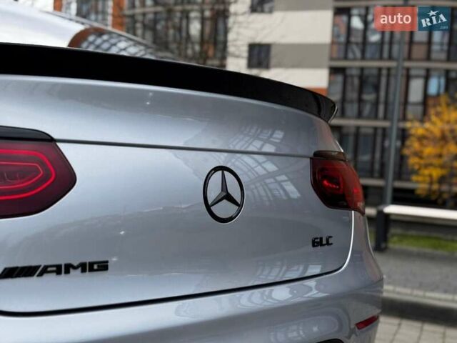 Сірий Мерседес GLC-Class Coupe, об'ємом двигуна 1.99 л та пробігом 97 тис. км за 45200 $, фото 46 на Automoto.ua