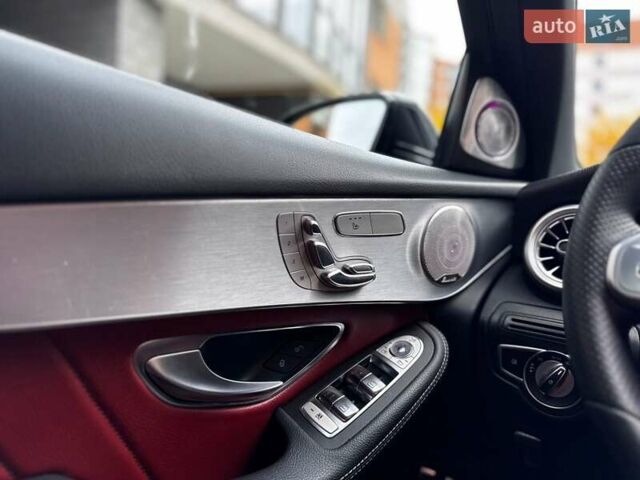 Сірий Мерседес GLC-Class Coupe, об'ємом двигуна 1.99 л та пробігом 97 тис. км за 45200 $, фото 103 на Automoto.ua