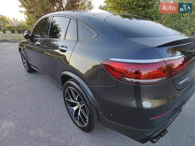 Серый Мерседес GLC-Class Coupe, объемом двигателя 3 л и пробегом 157 тыс. км за 44444 $, фото 3 на Automoto.ua