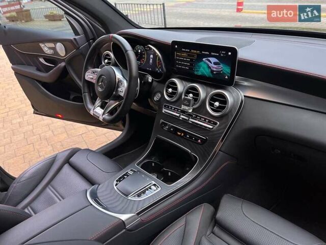 Серый Мерседес GLC-Class Coupe, объемом двигателя 3 л и пробегом 9 тыс. км за 68400 $, фото 51 на Automoto.ua