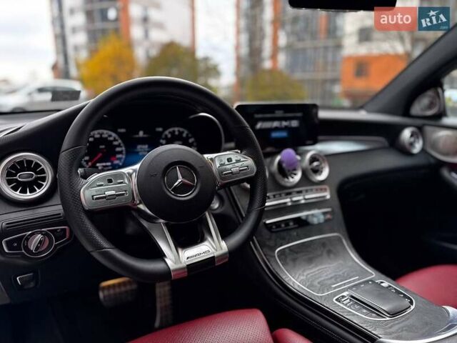 Сірий Мерседес GLC-Class Coupe, об'ємом двигуна 1.99 л та пробігом 97 тис. км за 45200 $, фото 71 на Automoto.ua