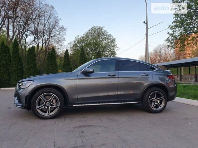 Сірий Мерседес GLC-Class Coupe, об'ємом двигуна 2.93 л та пробігом 41 тис. км за 59999 $, фото 4 на Automoto.ua