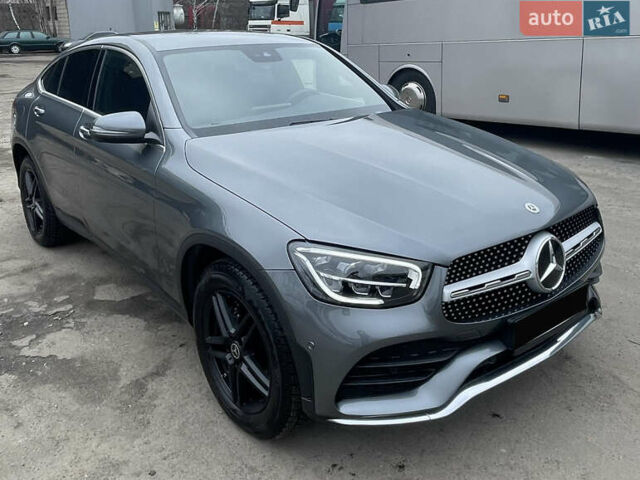 Серый Мерседес GLC-Class Coupe, объемом двигателя 1.95 л и пробегом 71 тыс. км за 57900 $, фото 8 на Automoto.ua