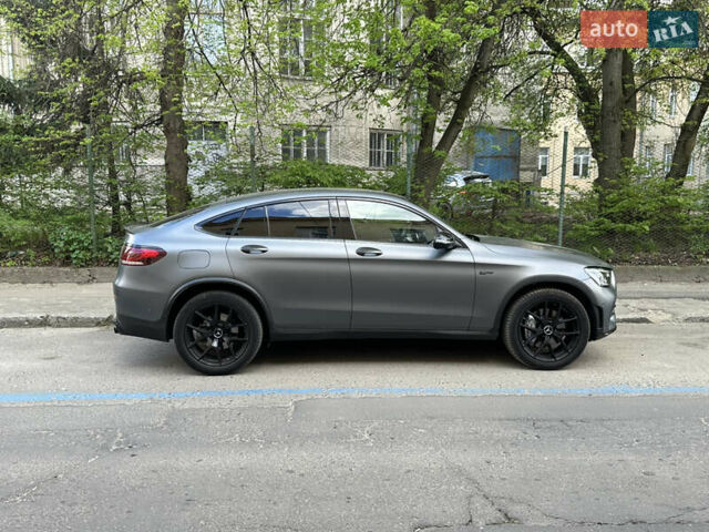Серый Мерседес GLC-Class Coupe, объемом двигателя 3 л и пробегом 98 тыс. км за 67777 $, фото 7 на Automoto.ua
