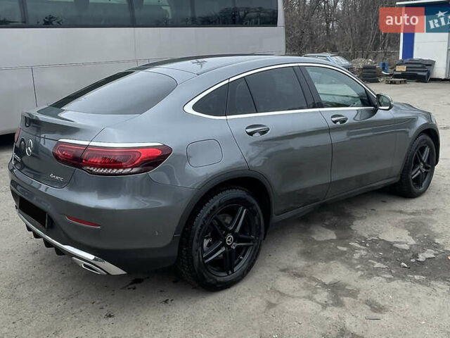 Серый Мерседес GLC-Class Coupe, объемом двигателя 1.95 л и пробегом 71 тыс. км за 57900 $, фото 6 на Automoto.ua