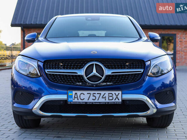 Синий Мерседес GLC-Class Coupe, объемом двигателя 2.1 л и пробегом 120 тыс. км за 33000 $, фото 4 на Automoto.ua