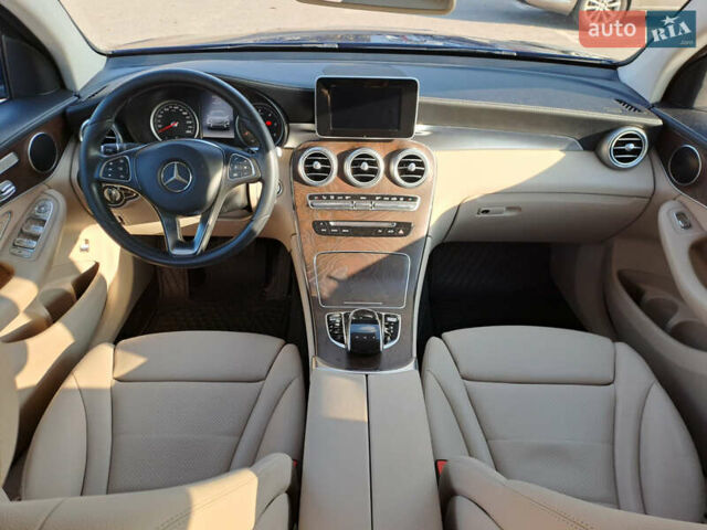 Синий Мерседес GLC-Class Coupe, объемом двигателя 2.14 л и пробегом 190 тыс. км за 31000 $, фото 8 на Automoto.ua