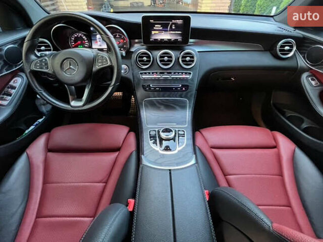 Синий Мерседес GLC-Class Coupe, объемом двигателя 2.1 л и пробегом 77 тыс. км за 40800 $, фото 12 на Automoto.ua