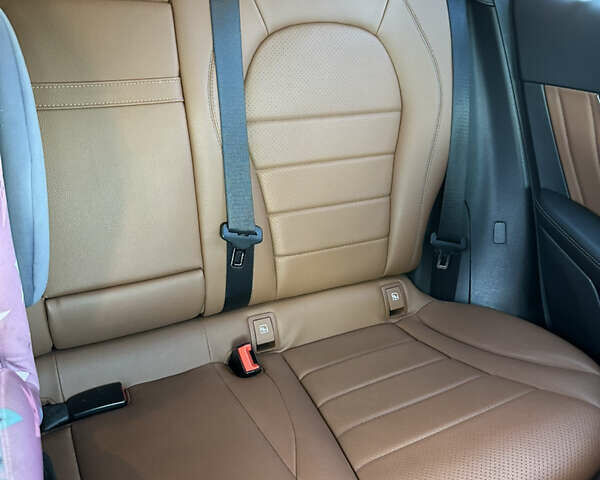 Синій Мерседес GLC-Class Coupe, об'ємом двигуна 1.99 л та пробігом 103 тис. км за 49900 $, фото 13 на Automoto.ua