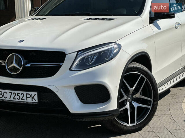 Белый Мерседес GLE-Class Coupe, объемом двигателя 3 л и пробегом 155 тыс. км за 45900 $, фото 8 на Automoto.ua