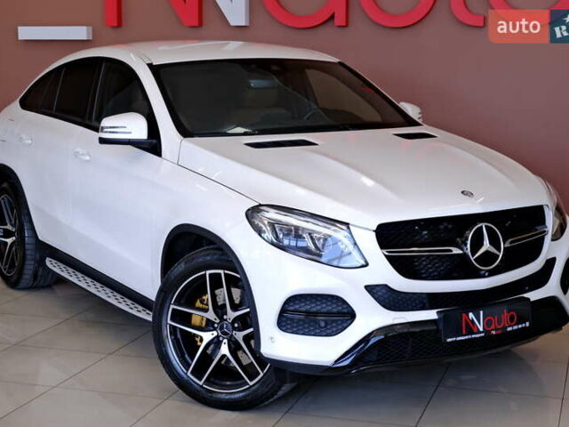 Белый Мерседес GLE-Class Coupe, объемом двигателя 3 л и пробегом 327 тыс. км за 41900 $, фото 15 на Automoto.ua