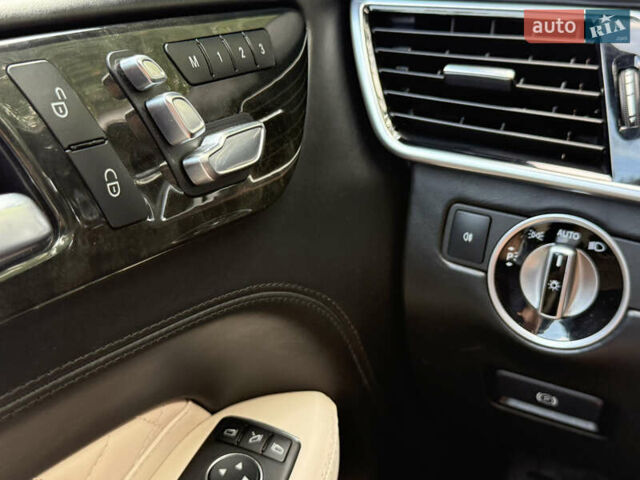 Белый Мерседес GLE-Class Coupe, объемом двигателя 2.99 л и пробегом 172 тыс. км за 40500 $, фото 63 на Automoto.ua
