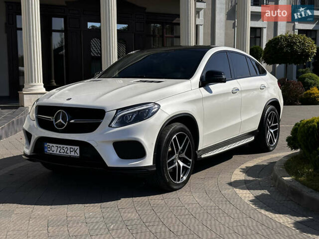 Белый Мерседес GLE-Class Coupe, объемом двигателя 3 л и пробегом 155 тыс. км за 45900 $, фото 19 на Automoto.ua
