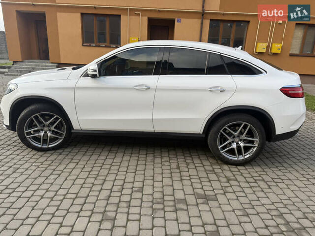 Белый Мерседес GLE-Class Coupe, объемом двигателя 3 л и пробегом 71 тыс. км за 40999 $, фото 9 на Automoto.ua