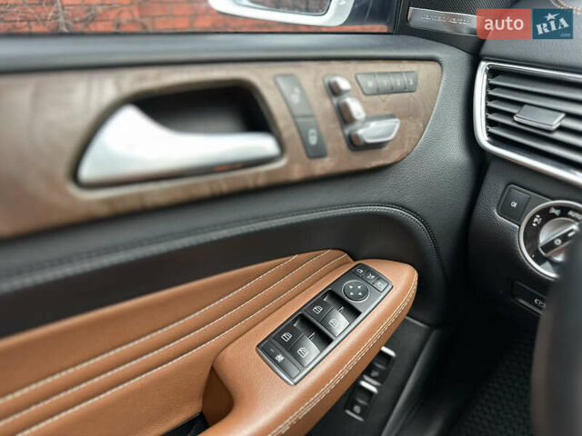 Белый Мерседес GLE-Class Coupe, объемом двигателя 4.66 л и пробегом 155 тыс. км за 41500 $, фото 39 на Automoto.ua