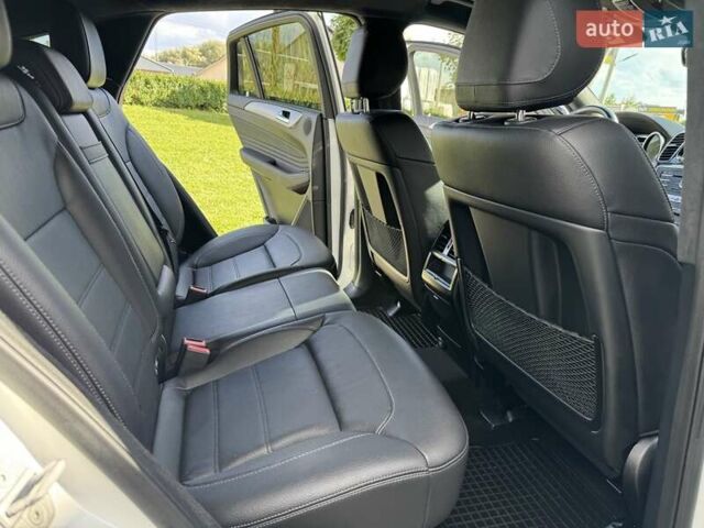Білий Мерседес GLE-Class Coupe, об'ємом двигуна 2.99 л та пробігом 182 тис. км за 43500 $, фото 46 на Automoto.ua