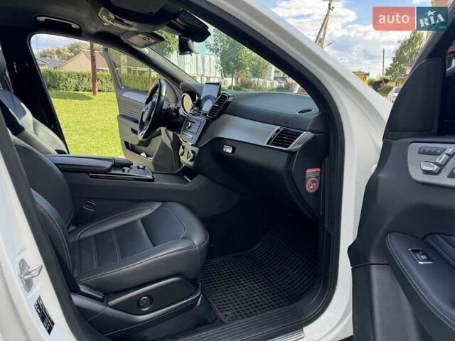 Білий Мерседес GLE-Class Coupe, об'ємом двигуна 2.99 л та пробігом 182 тис. км за 43500 $, фото 43 на Automoto.ua