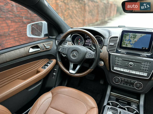 Белый Мерседес GLE-Class Coupe, объемом двигателя 4.66 л и пробегом 155 тыс. км за 41500 $, фото 29 на Automoto.ua