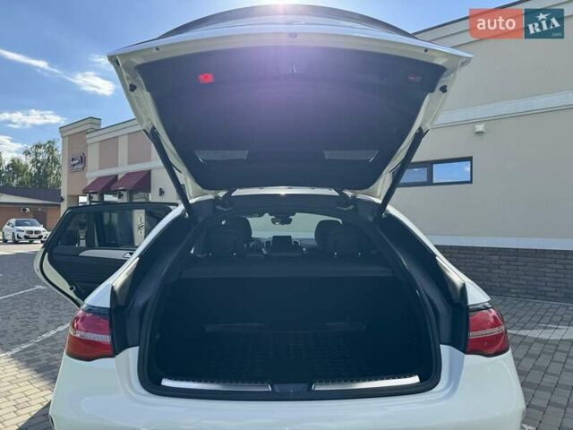 Білий Мерседес GLE-Class Coupe, об'ємом двигуна 2.99 л та пробігом 182 тис. км за 43500 $, фото 40 на Automoto.ua