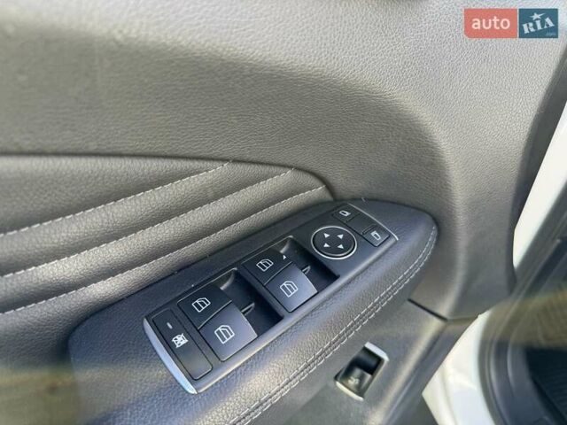 Білий Мерседес GLE-Class Coupe, об'ємом двигуна 2.99 л та пробігом 182 тис. км за 43500 $, фото 24 на Automoto.ua