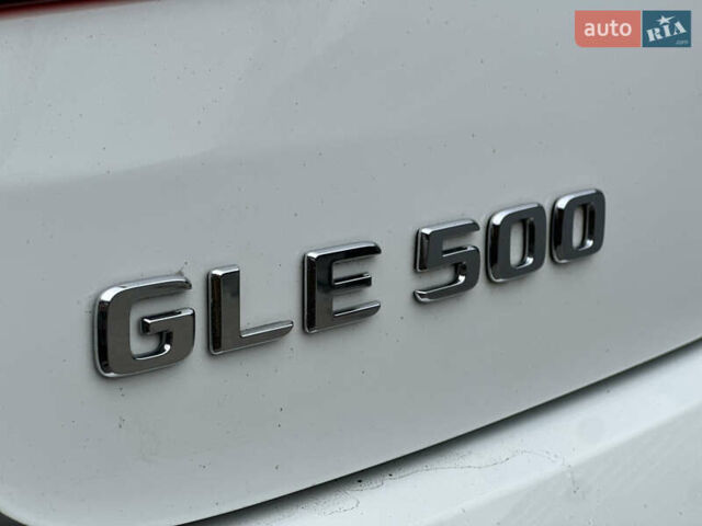 Білий Мерседес GLE-Class Coupe, об'ємом двигуна 4.66 л та пробігом 155 тис. км за 45000 $, фото 26 на Automoto.ua
