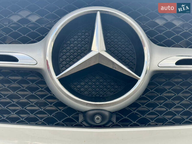 Білий Мерседес GLE-Class Coupe, об'ємом двигуна 2.99 л та пробігом 131 тис. км за 43999 $, фото 35 на Automoto.ua
