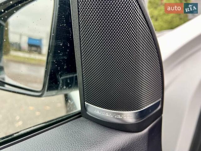 Белый Мерседес GLE-Class Coupe, объемом двигателя 2.99 л и пробегом 84 тыс. км за 47999 $, фото 19 на Automoto.ua