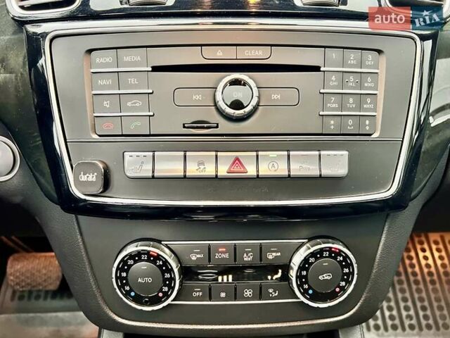 Белый Мерседес GLE-Class Coupe, объемом двигателя 2.99 л и пробегом 84 тыс. км за 47999 $, фото 31 на Automoto.ua