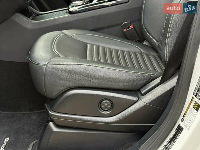 Белый Мерседес GLE-Class Coupe, объемом двигателя 2.99 л и пробегом 154 тыс. км за 42500 $, фото 27 на Automoto.ua