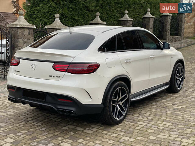 Белый Мерседес GLE-Class Coupe, объемом двигателя 3 л и пробегом 76 тыс. км за 60000 $, фото 5 на Automoto.ua