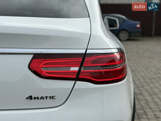 Белый Мерседес GLE-Class Coupe, объемом двигателя 3 л и пробегом 91 тыс. км за 44000 $, фото 47 на Automoto.ua