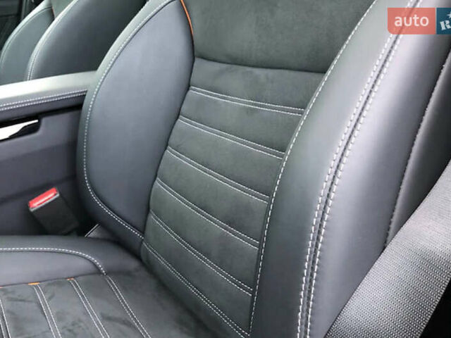 Белый Мерседес GLE-Class Coupe, объемом двигателя 3 л и пробегом 95 тыс. км за 50000 $, фото 6 на Automoto.ua